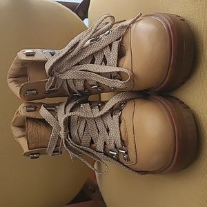 J CREW LEATHER LACE UP BOOTS